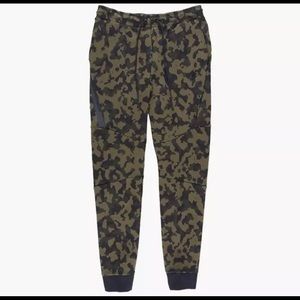 Nike Sportswear Tech Fleece men’s Joggers